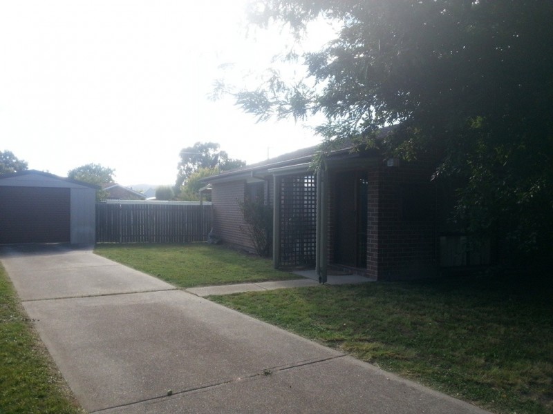 3 Oakwood Place, Isabella Plains ACT 2905