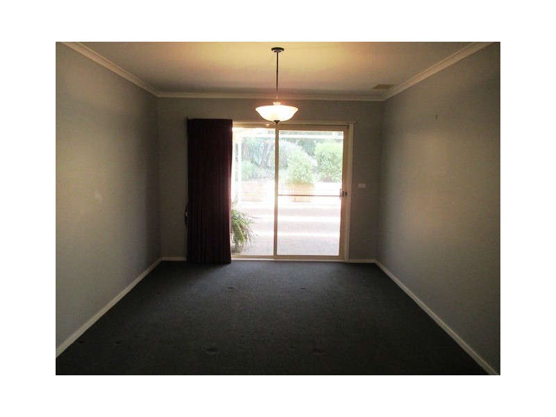 38 Mount Vernon Drive, Kambah ACT 2902