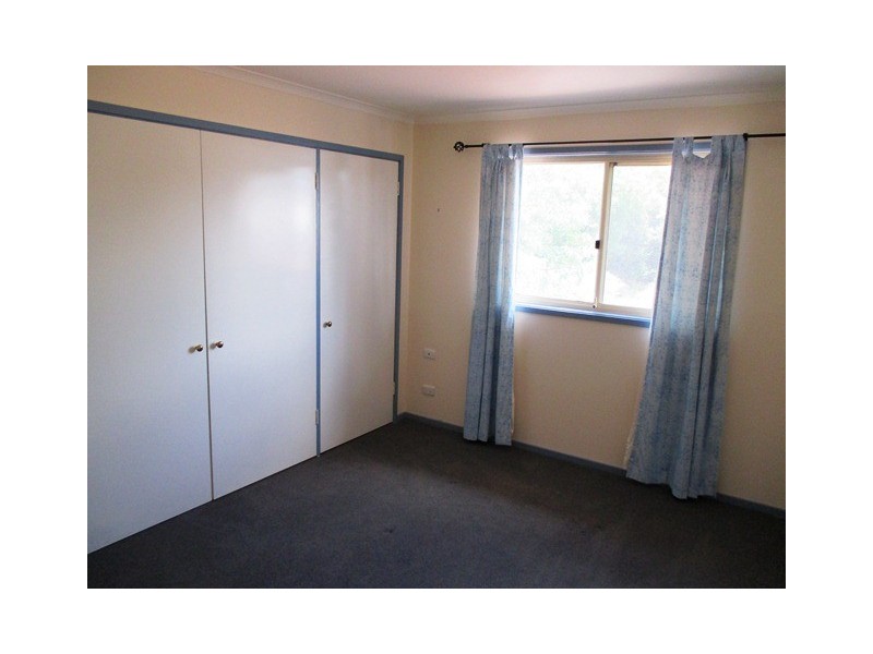 38 Mount Vernon Drive, Kambah ACT 2902