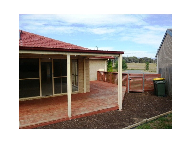 6 Brice Place, Macgregor ACT 2615