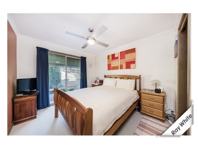 8/15 Scarfe Close, Gordon ACT 2906