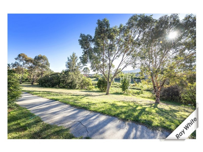 8/15 Scarfe Close, Gordon ACT 2906