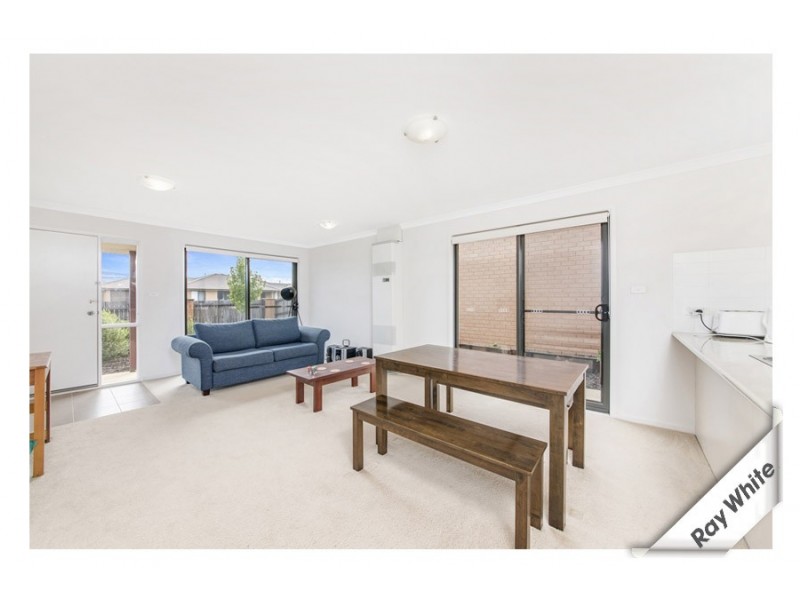 172 Macfarlane Burnett Avenue, Macgregor ACT 2615
