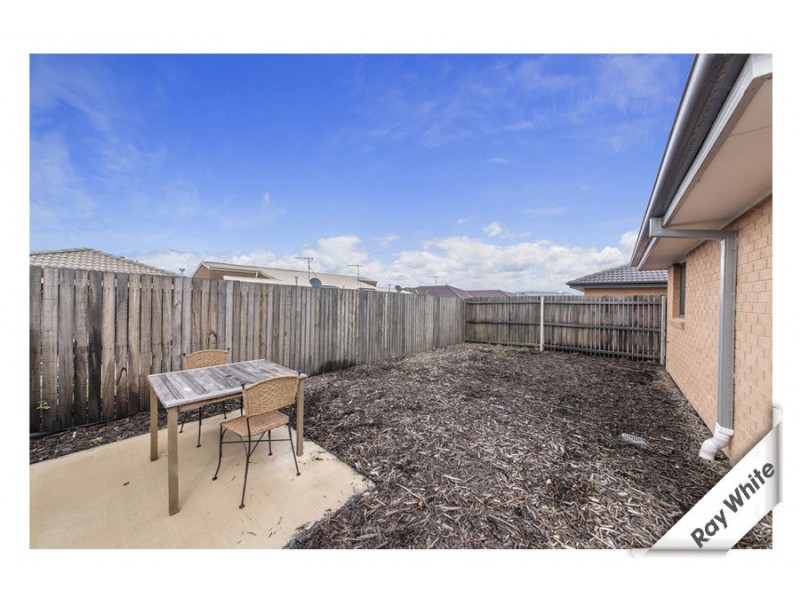 172 Macfarlane Burnett Avenue, Macgregor ACT 2615
