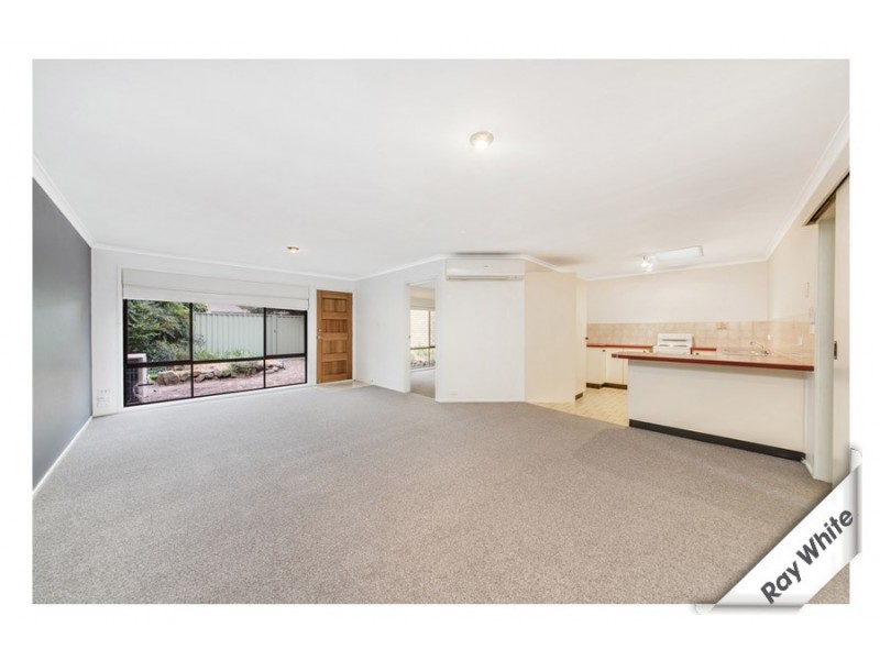 21/25 Pinkerton Circuit, Kambah ACT 2902