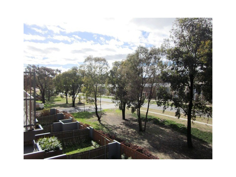 174/395 ANTILL STREET, Watson ACT 2602