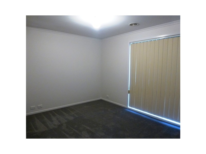 2/121 Streeton Drive, Stirling ACT 2611