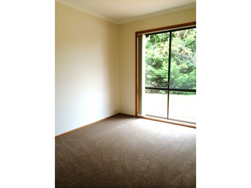 28 Rischbieth  Crescent, Gilmore ACT 2905