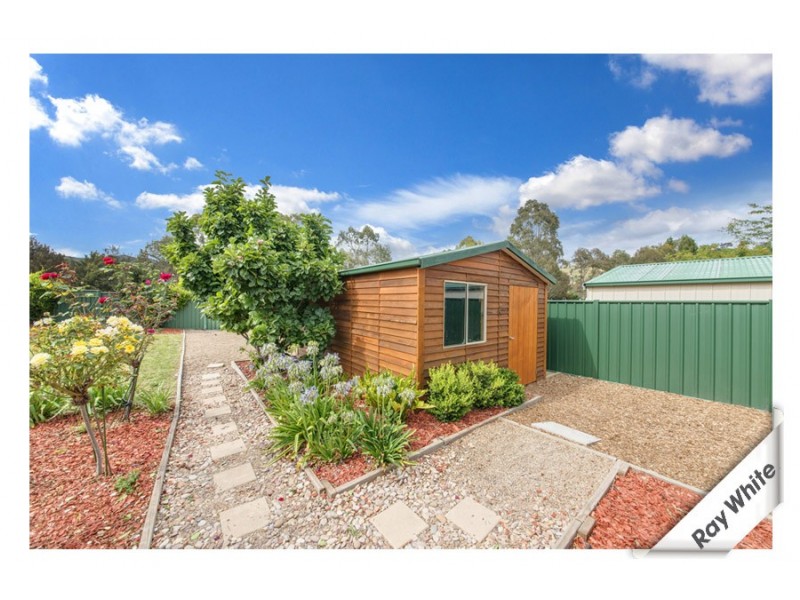 30 Saggers Close, Gordon ACT 2906