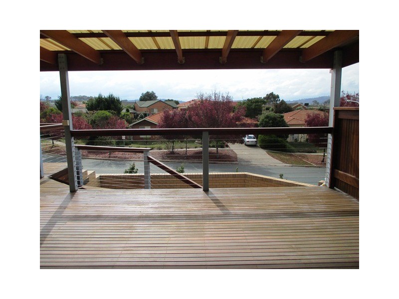 11 Burrumarra Avenue, Ngunnawal ACT 2913