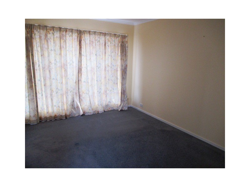 11 Burrumarra Avenue, Ngunnawal ACT 2913