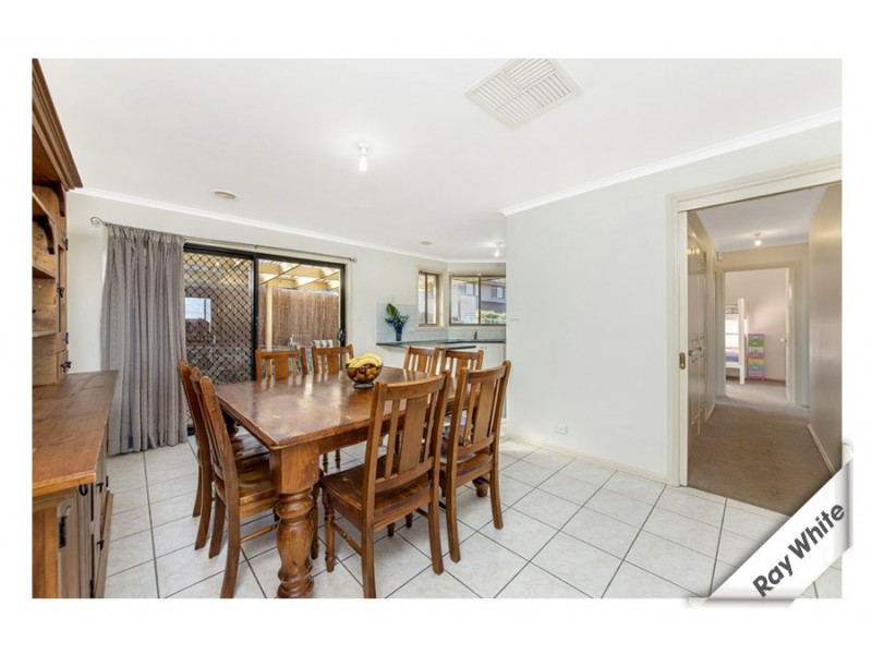 33 Warrumbul Street, Ngunnawal ACT 2913