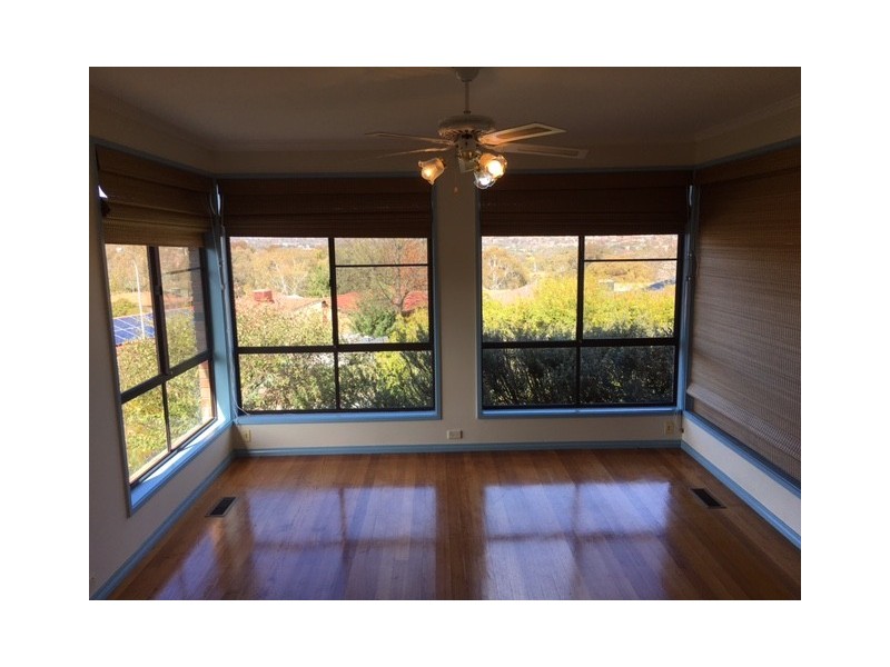4 Dempsey Place, Gordon ACT 2906