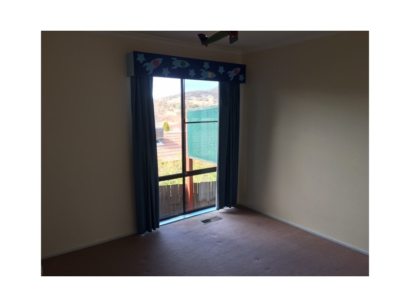 4 Dempsey Place, Gordon ACT 2906