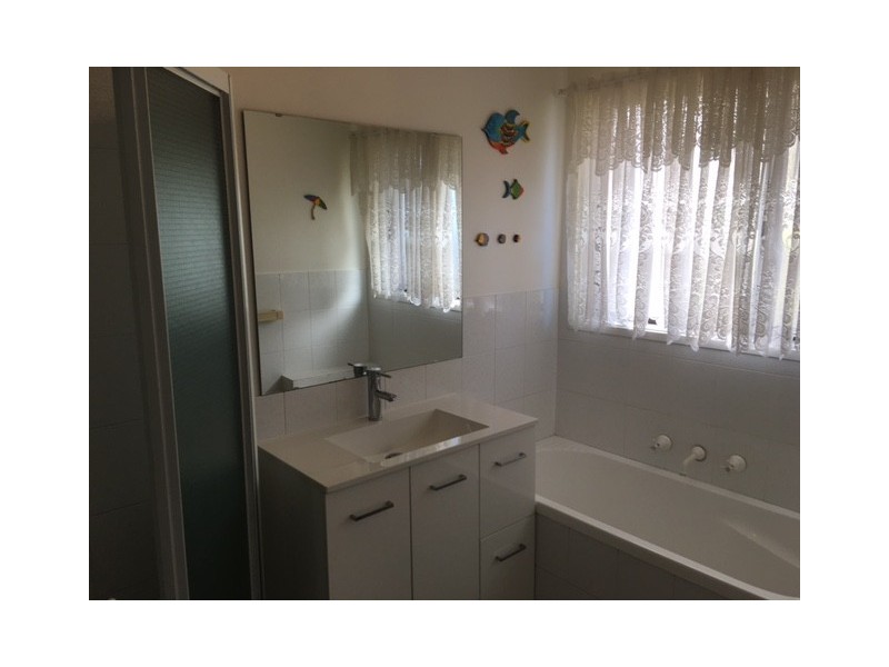 4 Dempsey Place, Gordon ACT 2906