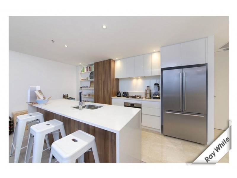 1418/240 ‘Manhattan on the Park’ Bunda Street, City ACT 2601