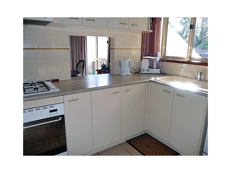 4 Melrose Place, Jerrabomberra NSW 2619