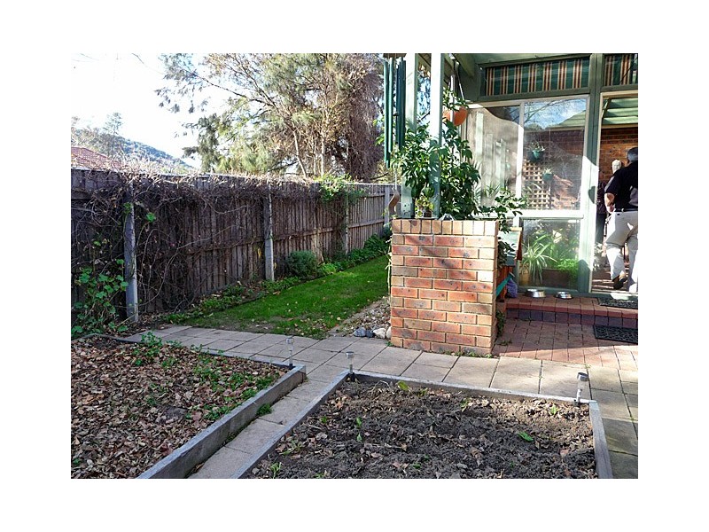 4 Melrose Place, Jerrabomberra NSW 2619