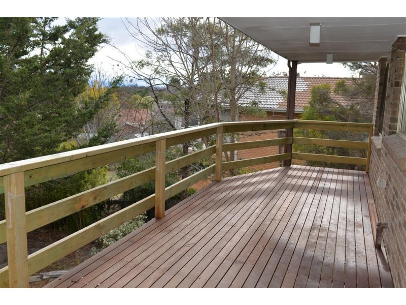 28 Buntine Crescent, Isaacs ACT 2607