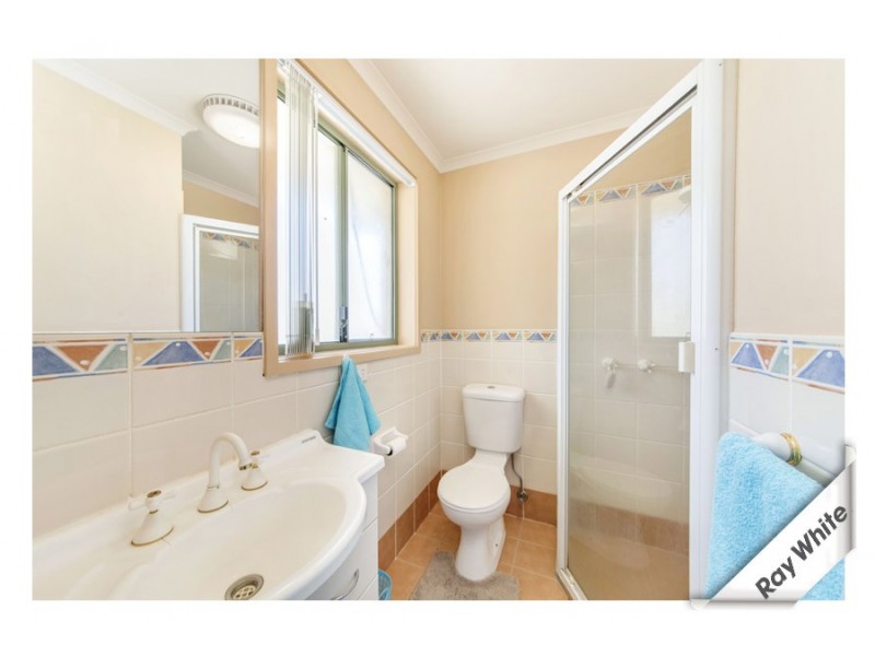 1/4 Riley Close, Ngunnawal ACT 2913