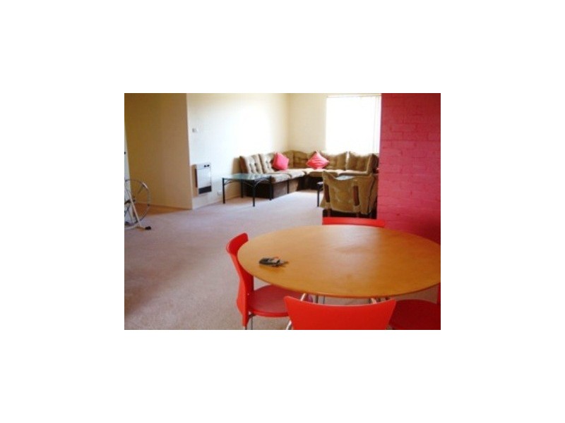 10/26 Chaseling Street, Phillip ACT 2606