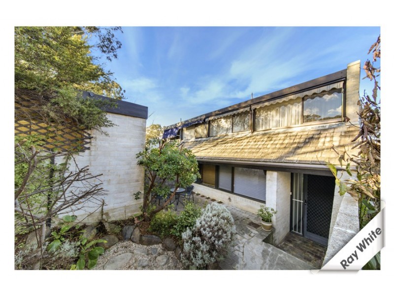 57 MacLachlan Street, Holder ACT 2611