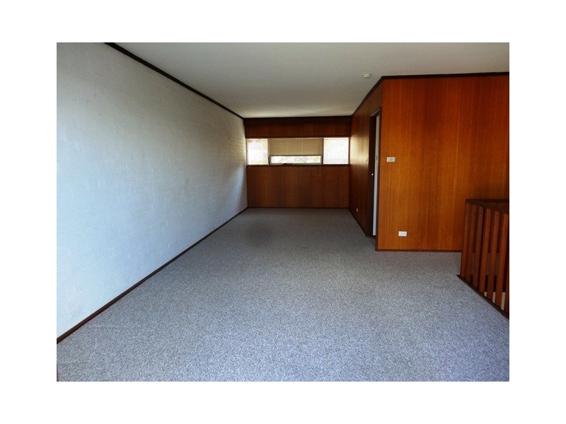 1/3 Davies Place, Torrens ACT 2607