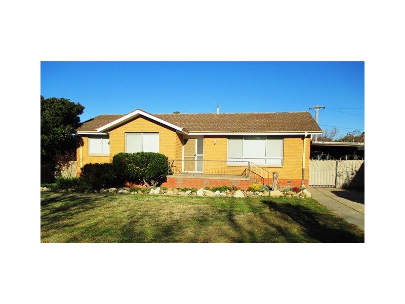 11 Gungurra Crescent, Rivett ACT 2611