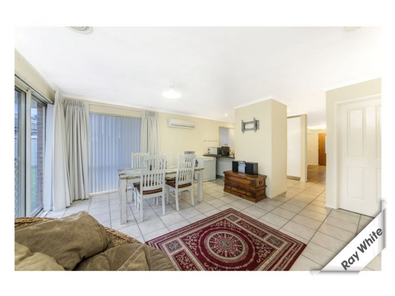 16 Pedrail Place, Dunlop ACT 2615