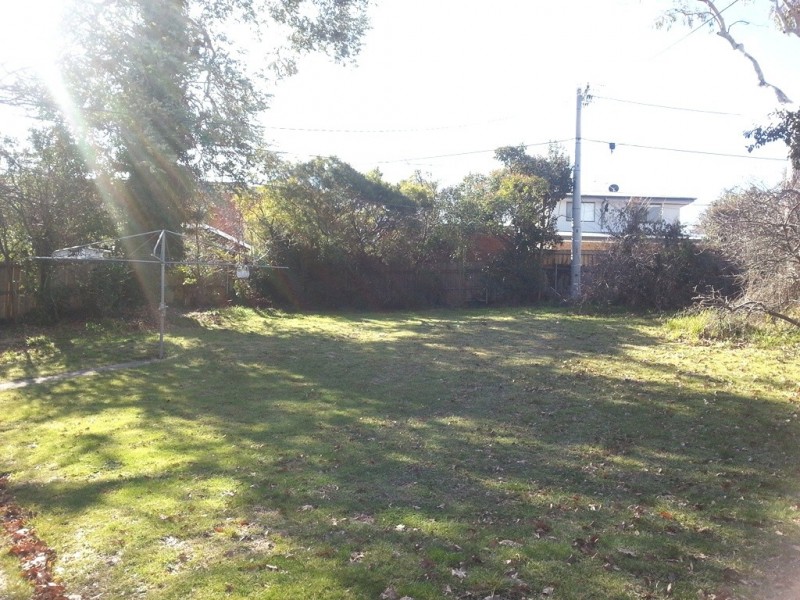 7 McNicoll Street, Hughes ACT 2605