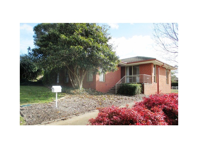 312 Southern Cross Drive, Macgregor ACT 2615