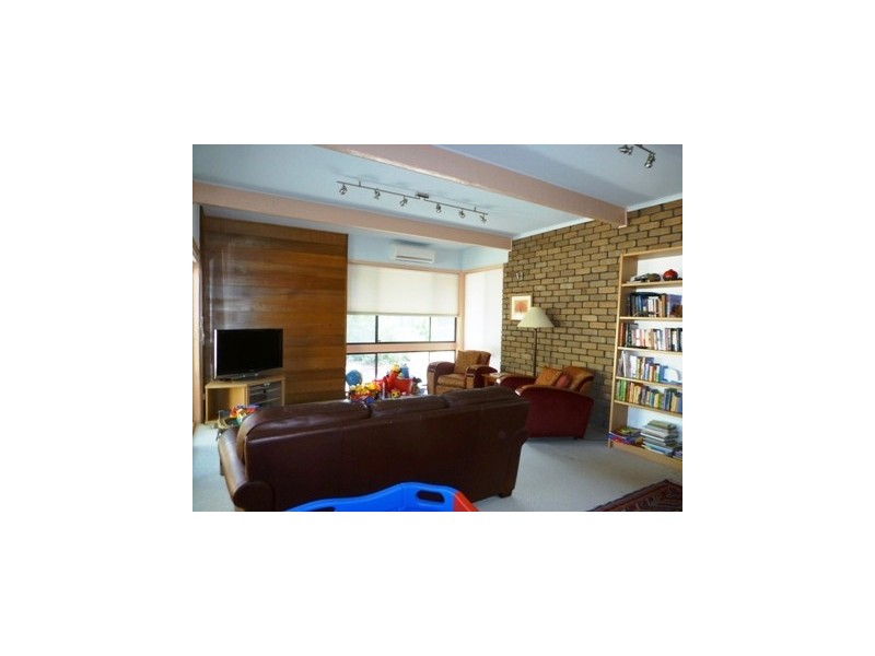 12 Garanya Street, Waramanga ACT 2611