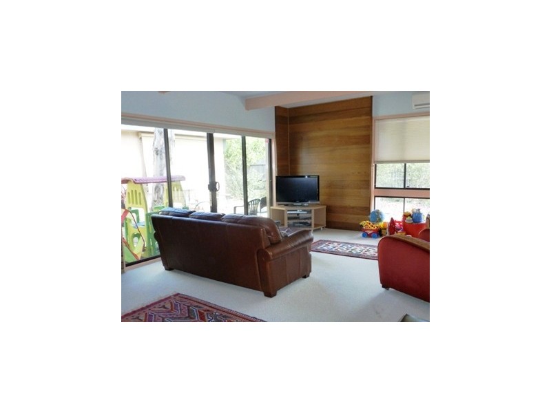 12 Garanya Street, Waramanga ACT 2611