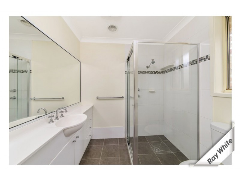 7 Woodfull Loop, Gordon ACT 2906