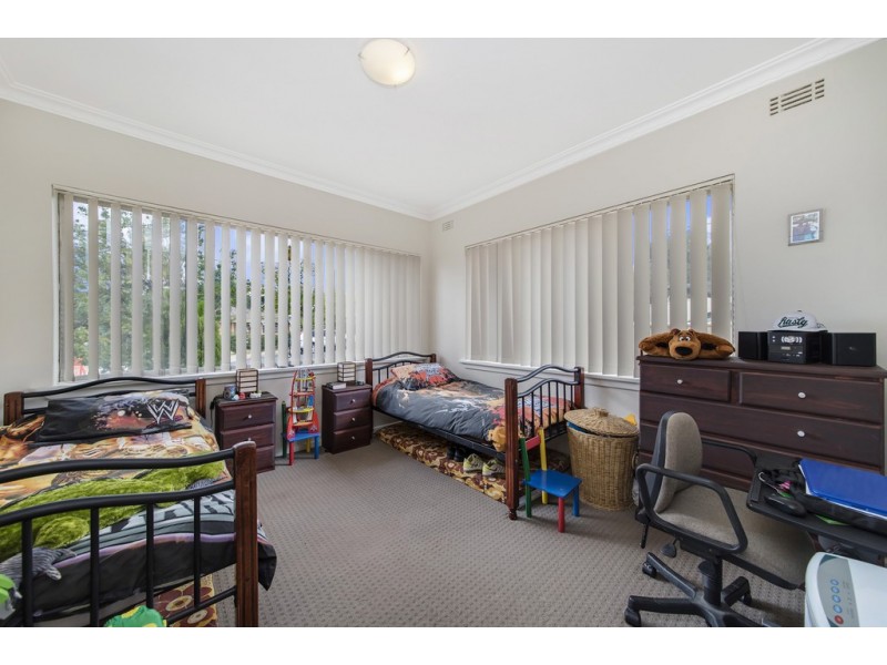 32 Gilmore Place, Queanbeyan NSW 2620
