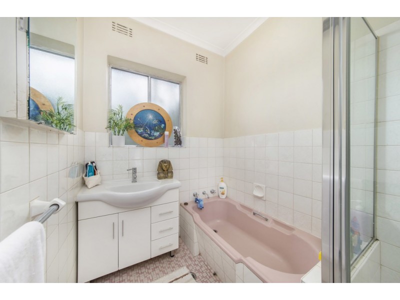 32 Gilmore Place, Queanbeyan NSW 2620