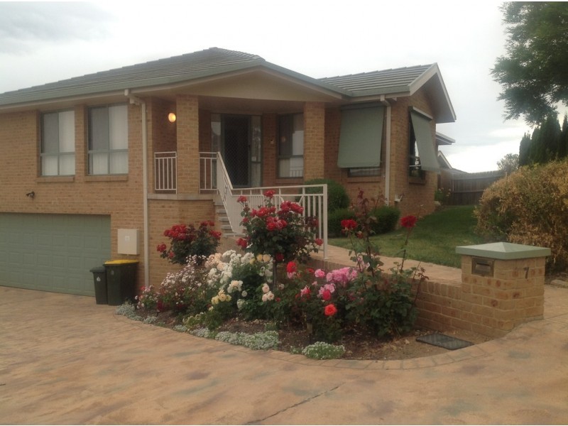 7 Mokare street, Ngunnawal ACT 2913