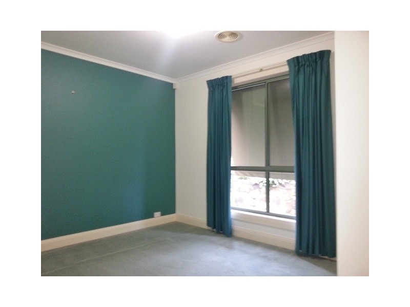 7 Mokare street, Ngunnawal ACT 2913