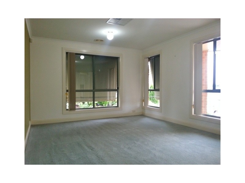 7 Mokare street, Ngunnawal ACT 2913