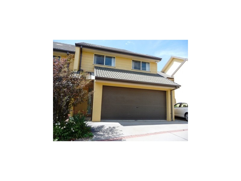 8/4 Tauss Place, Bruce ACT 2617