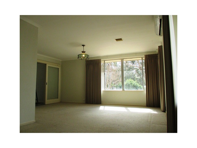 10 Rudall Street, Latham ACT 2615