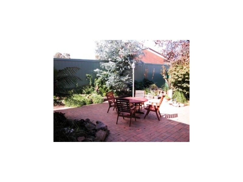 2A Cardew Crescent, Holder ACT 2611