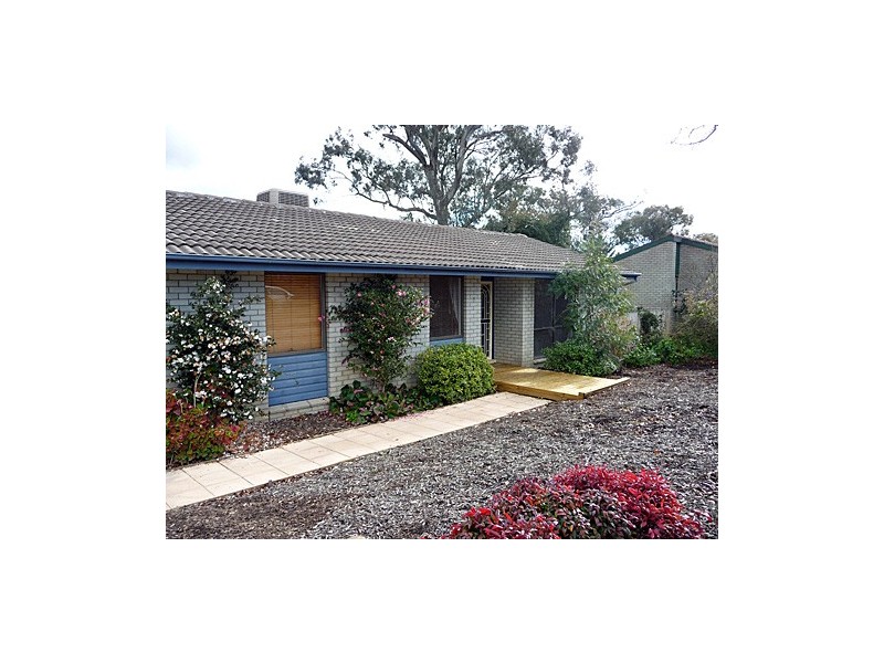 6 Morey Place, Wanniassa ACT 2903