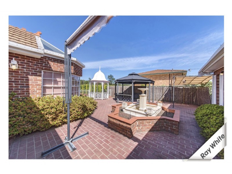 5 William Wilkins Crescent, Isaacs ACT 2607