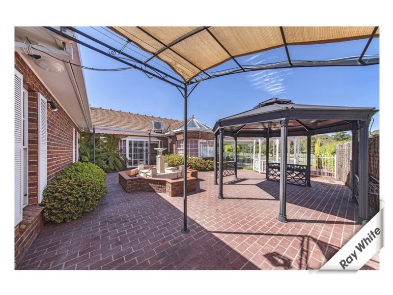 5 William Wilkins Crescent, Isaacs ACT 2607