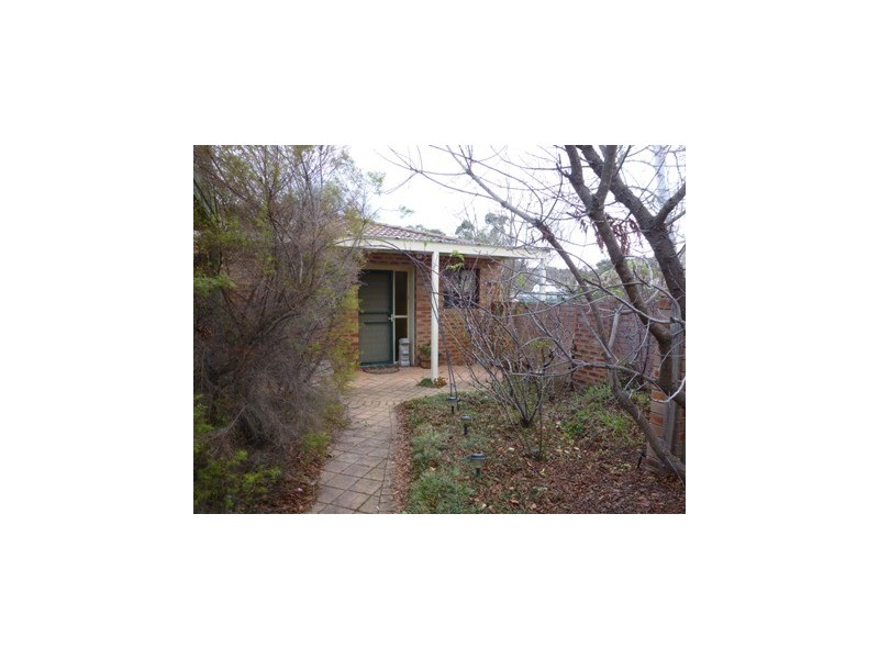 16/17 Pinkerton Circuit, Kambah ACT 2902