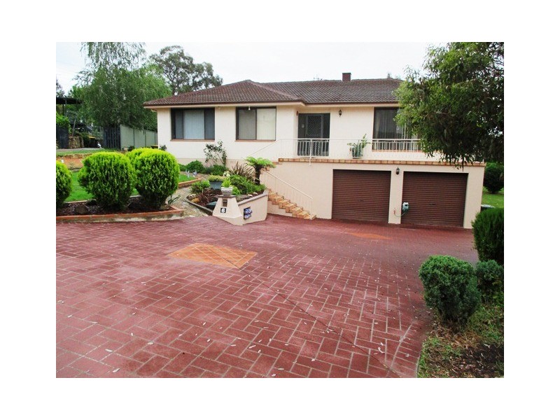 6 Huon Place, Lyons ACT 2606
