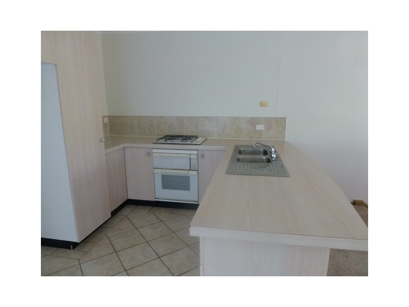 2/39 Tank Street, Phillip ACT 2606