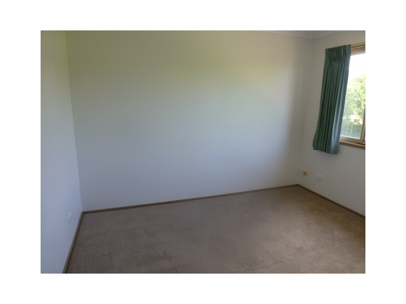 2/39 Tank Street, Phillip ACT 2606