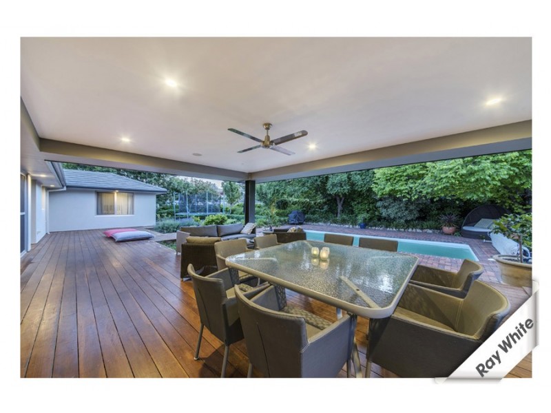 7 Whitham Place, Pearce ACT 2607